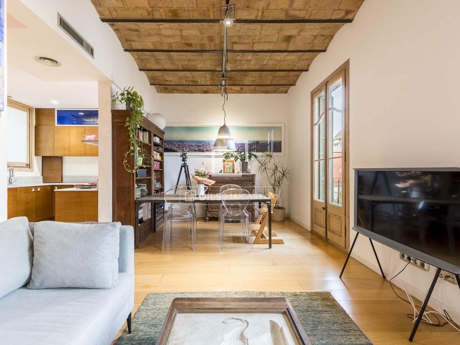 Apartamento de 2 habitaciones en Barcelona ciudad en venta - 760.000 € (Ref: 10185427)