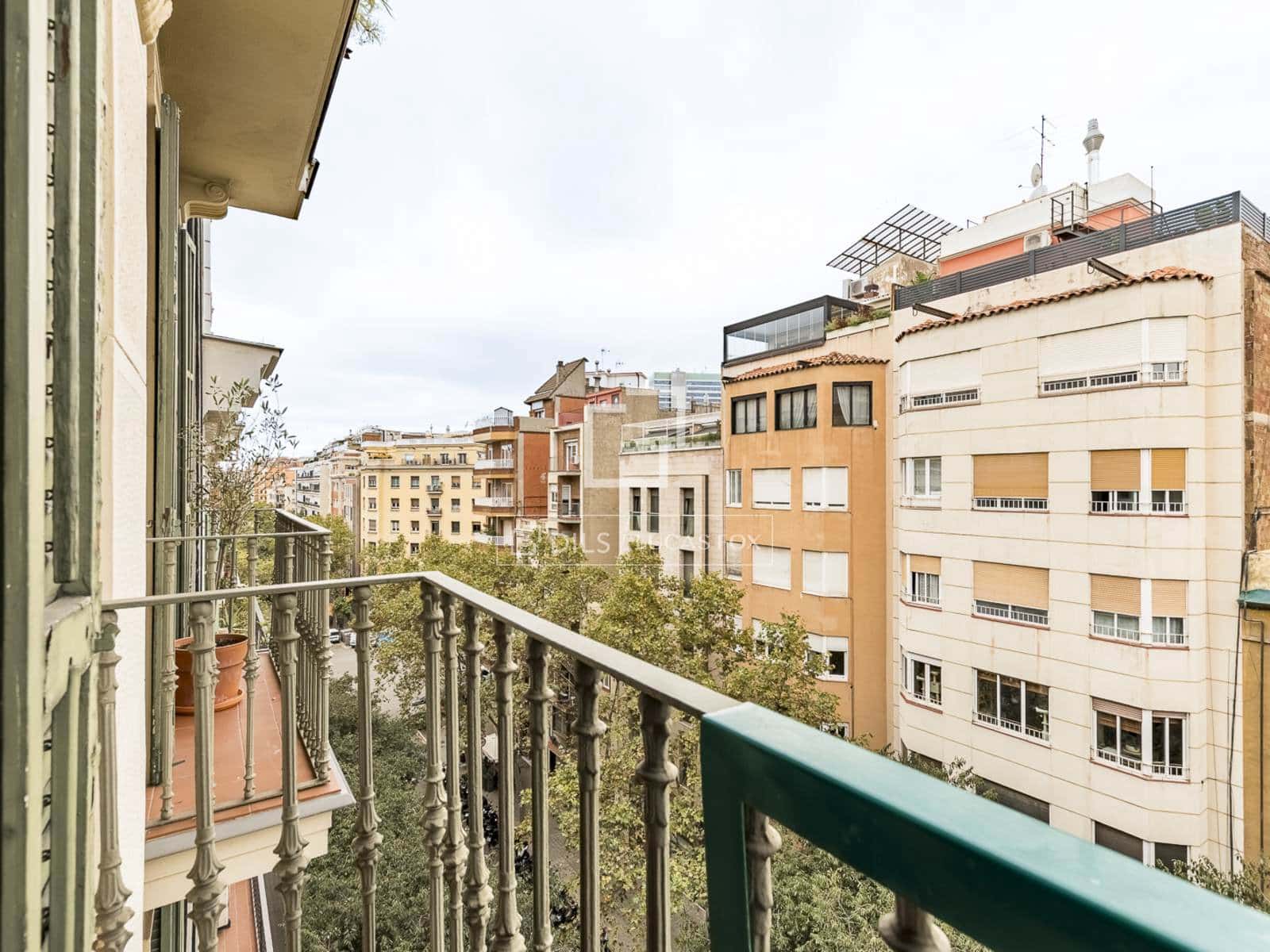 Apartamento de 2 habitaciones en Barcelona ciudad en venta - 760.000 € (Ref: 10185427)