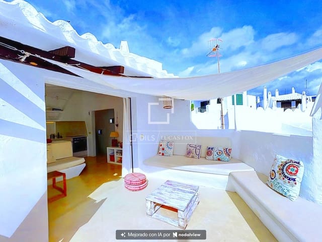 Ático de 2 habitaciones en San Luis / Sant Lluís en venta - 690.000 € (Ref: 10185429)