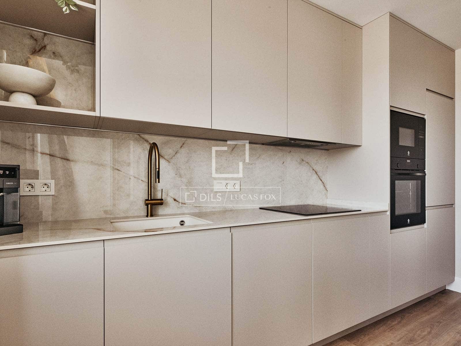 3 makuuhuone Huoneisto myytävänä paikassa Madrid kaupunki - 1 389 000 € (Ref: 10185431)