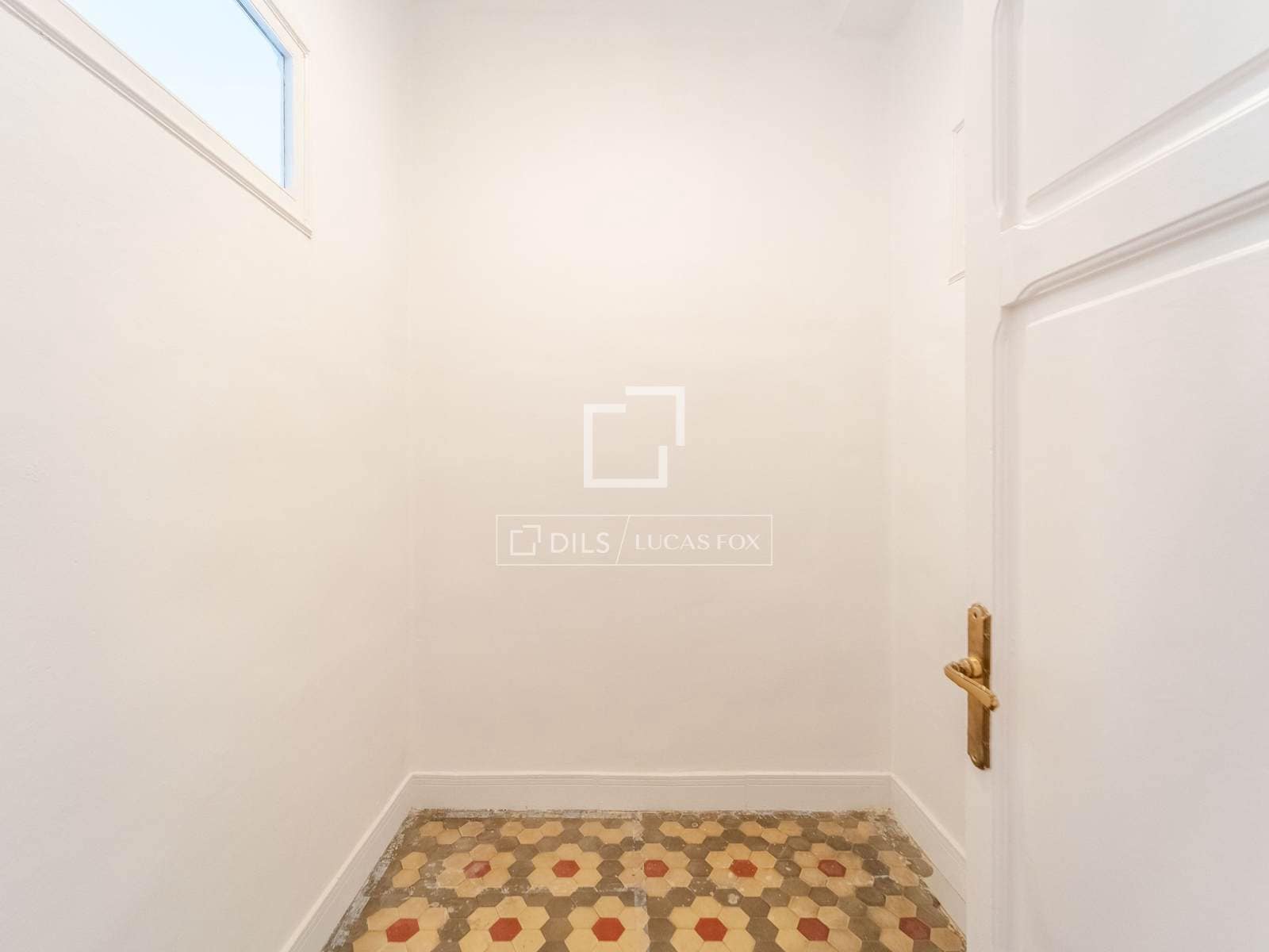 4 sypialnia Apartament do wynajęcia w Miasto Walencja - 2 500 € (Ref: 10185435)