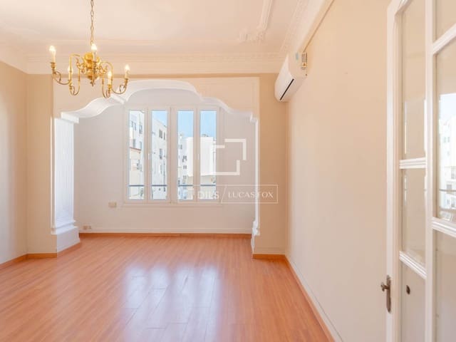 4 Zimmer Apartment zu vermieten in València Stadt - 2.500 € (Ref: 10185435)