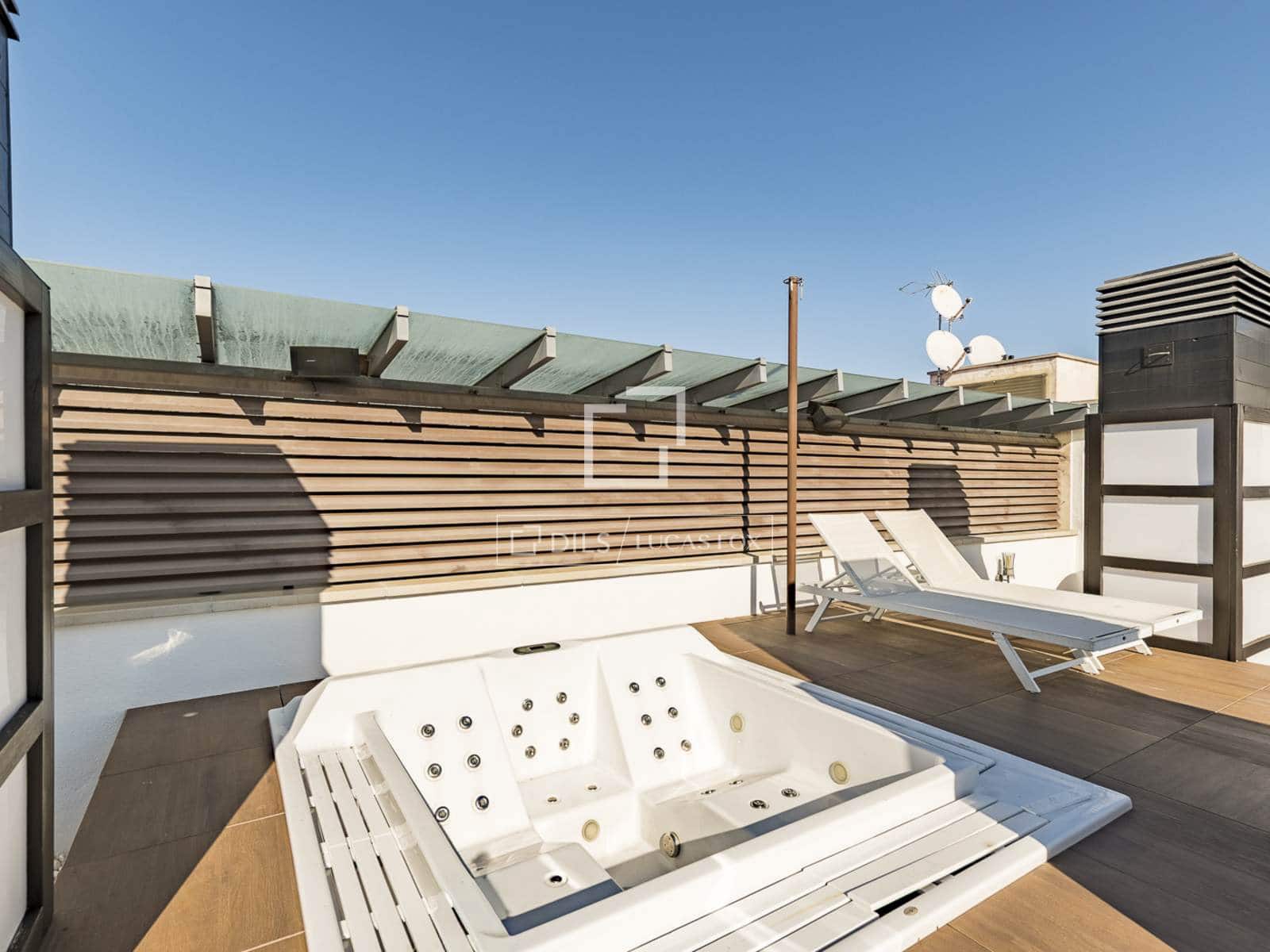 3 soveværelse Penthouse til salg i Barcelona by - € 1.550.000 (Ref: 10185909)