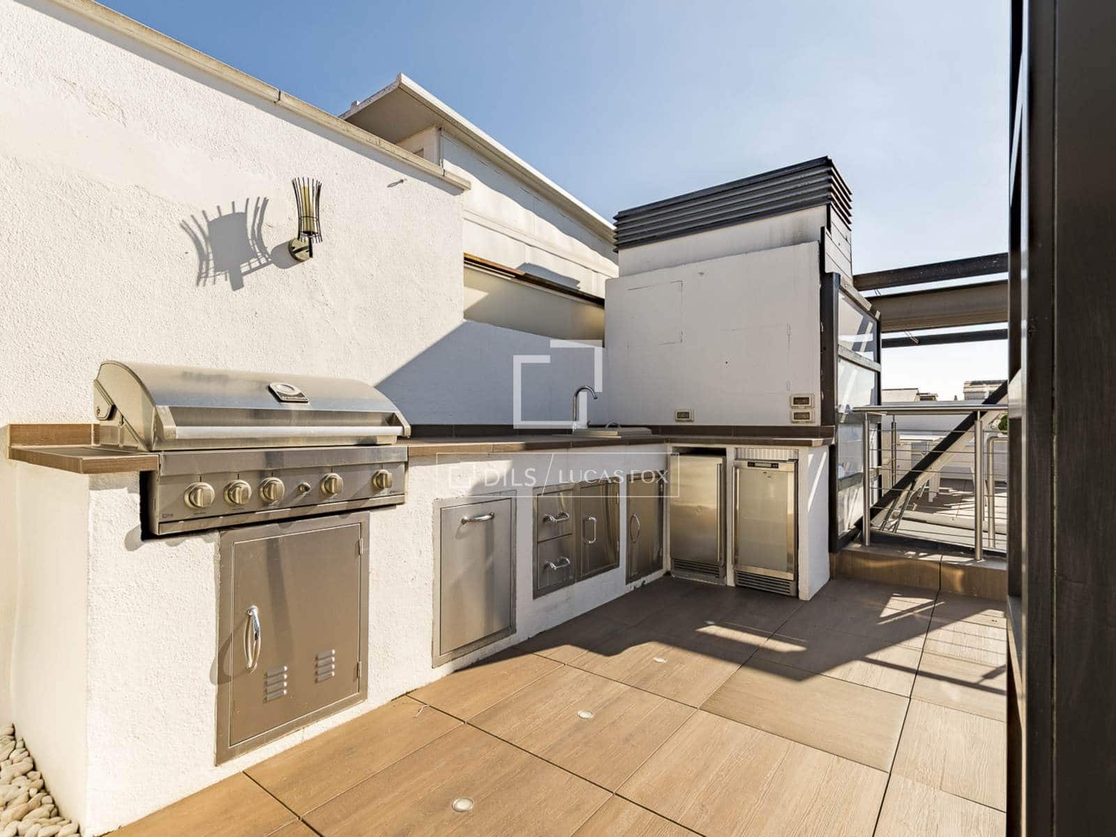 3 soveværelse Penthouse til salg i Barcelona by - € 1.550.000 (Ref: 10185909)