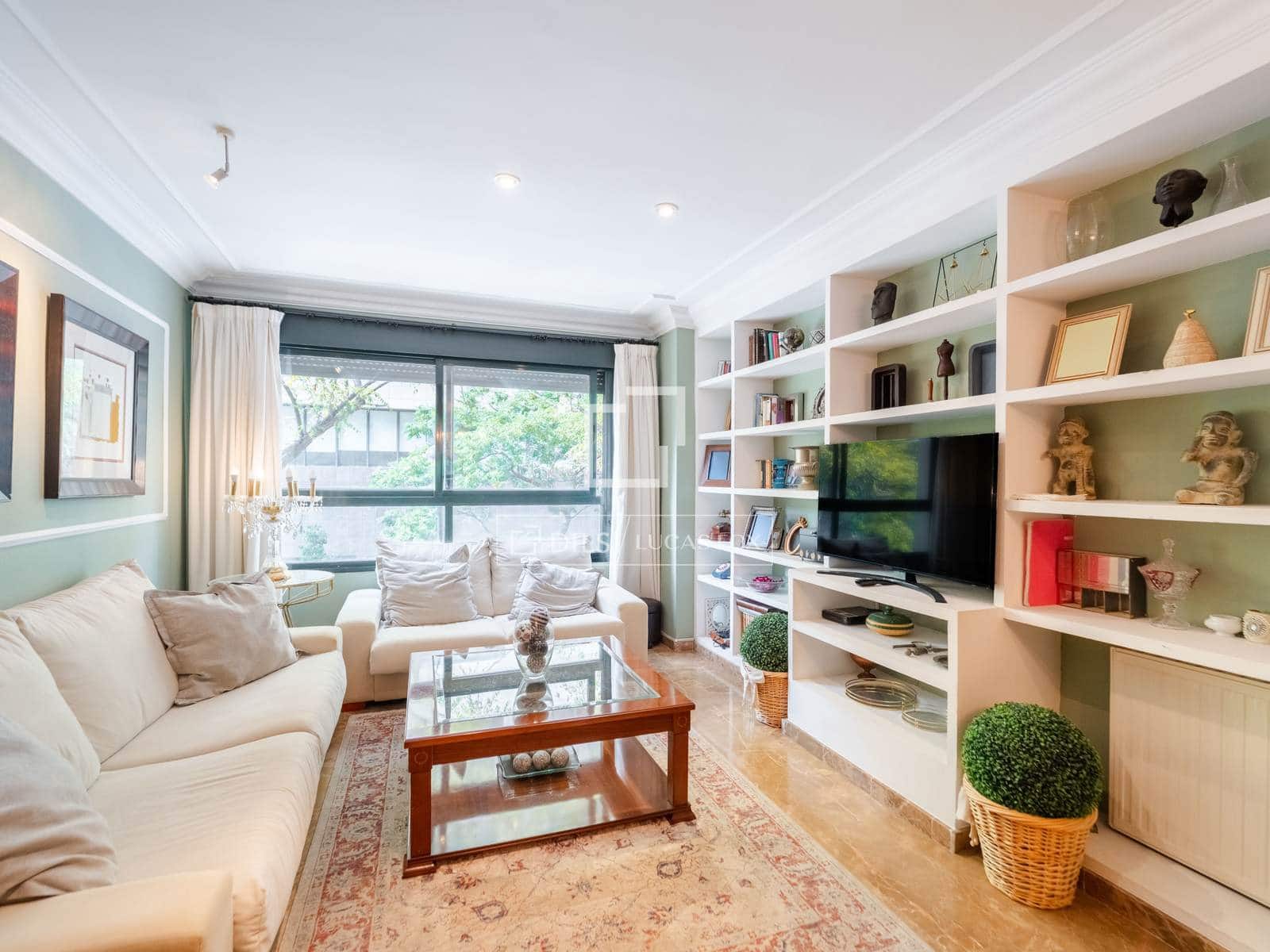 Apartamento de 3 habitaciones en València ciudad en venta con piscina garaje - 620.000 € (Ref: 10185916)