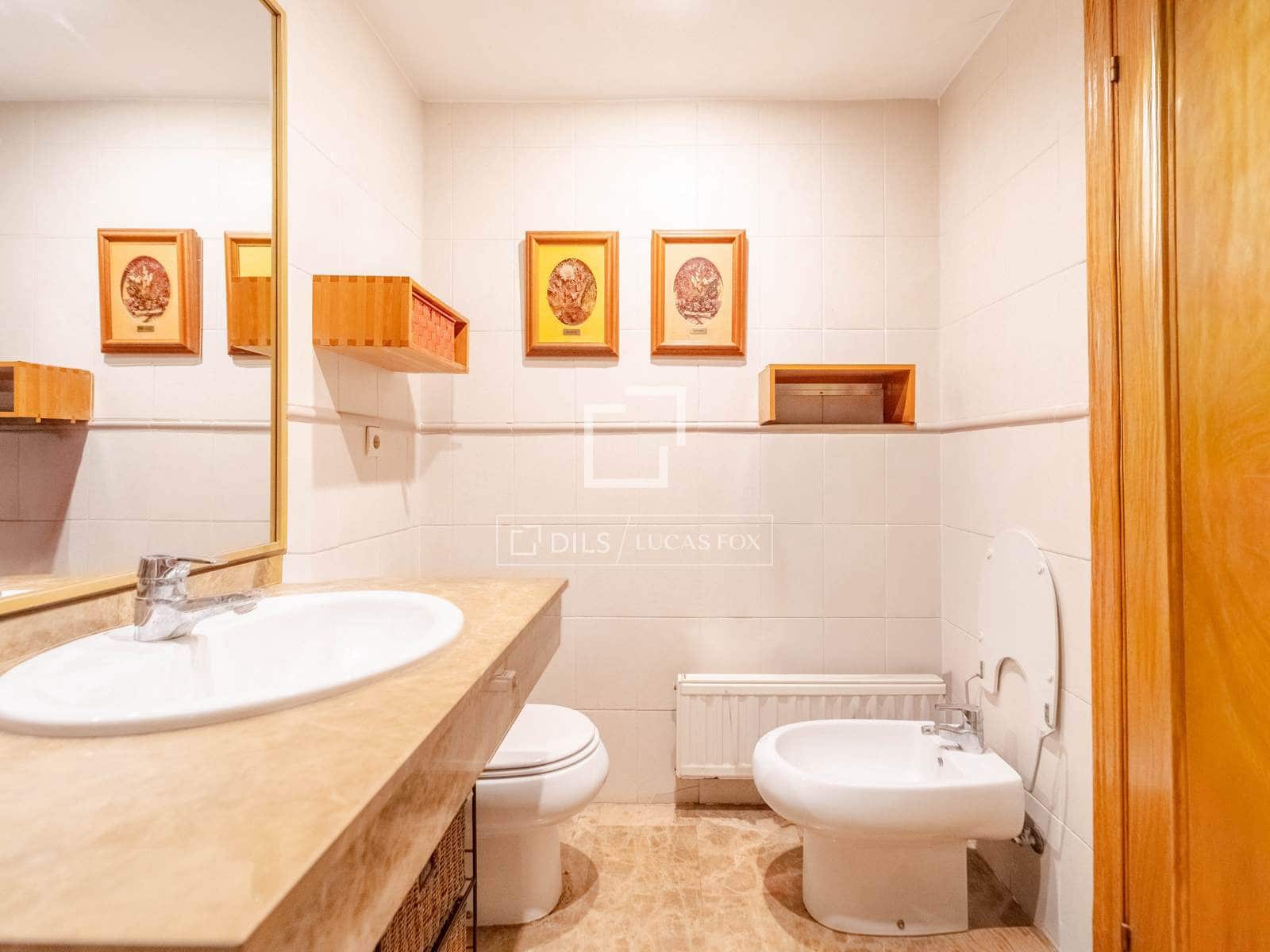 Apartamento de 3 habitaciones en València ciudad en venta con piscina garaje - 620.000 € (Ref: 10185916)
