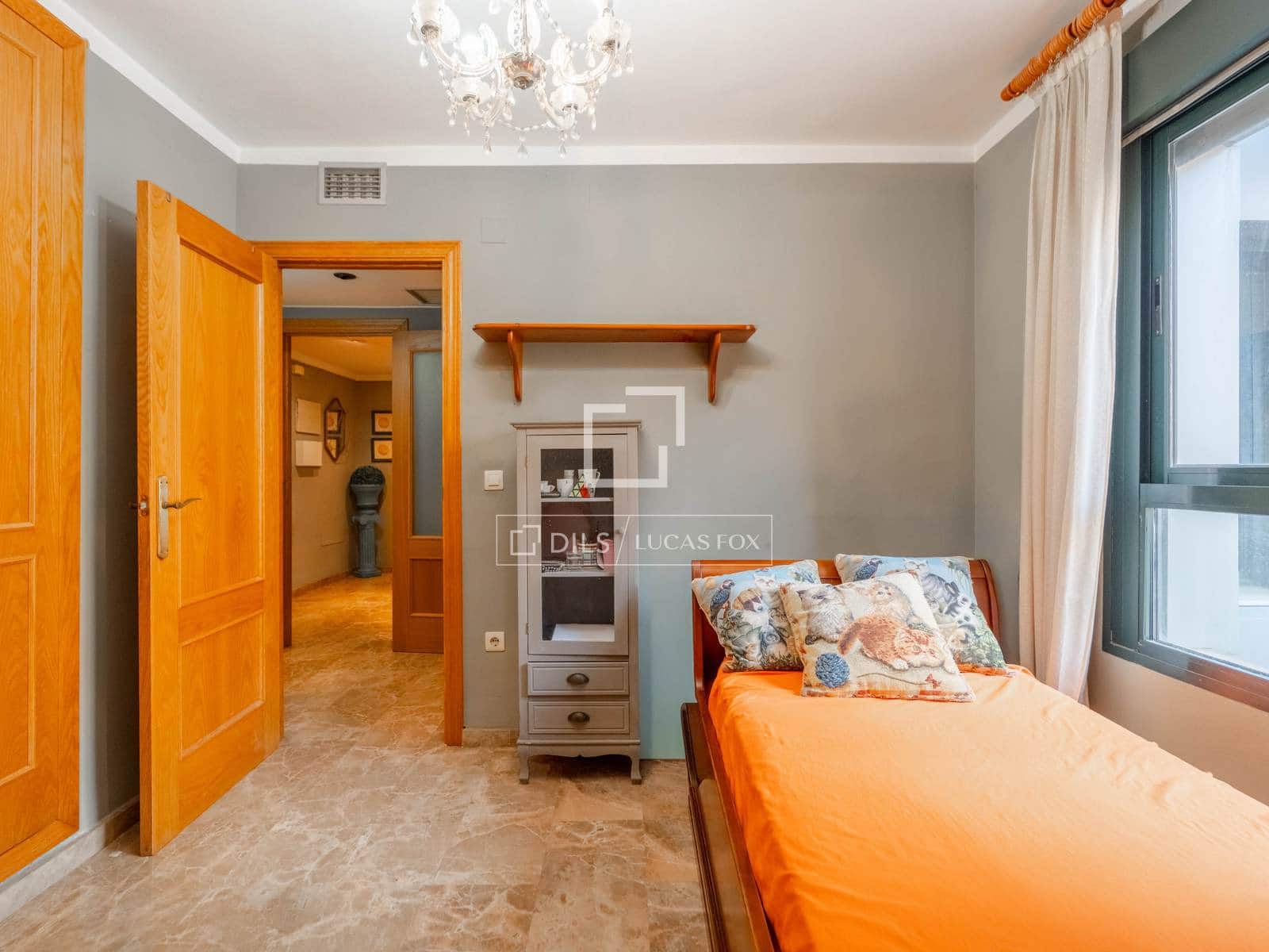 Apartamento de 3 habitaciones en València ciudad en venta con piscina garaje - 620.000 € (Ref: 10185916)