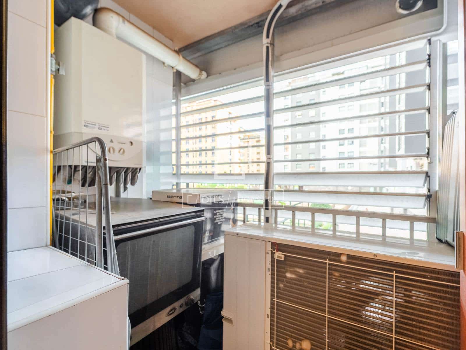 Apartamento de 3 habitaciones en València ciudad en venta con piscina garaje - 620.000 € (Ref: 10185916)