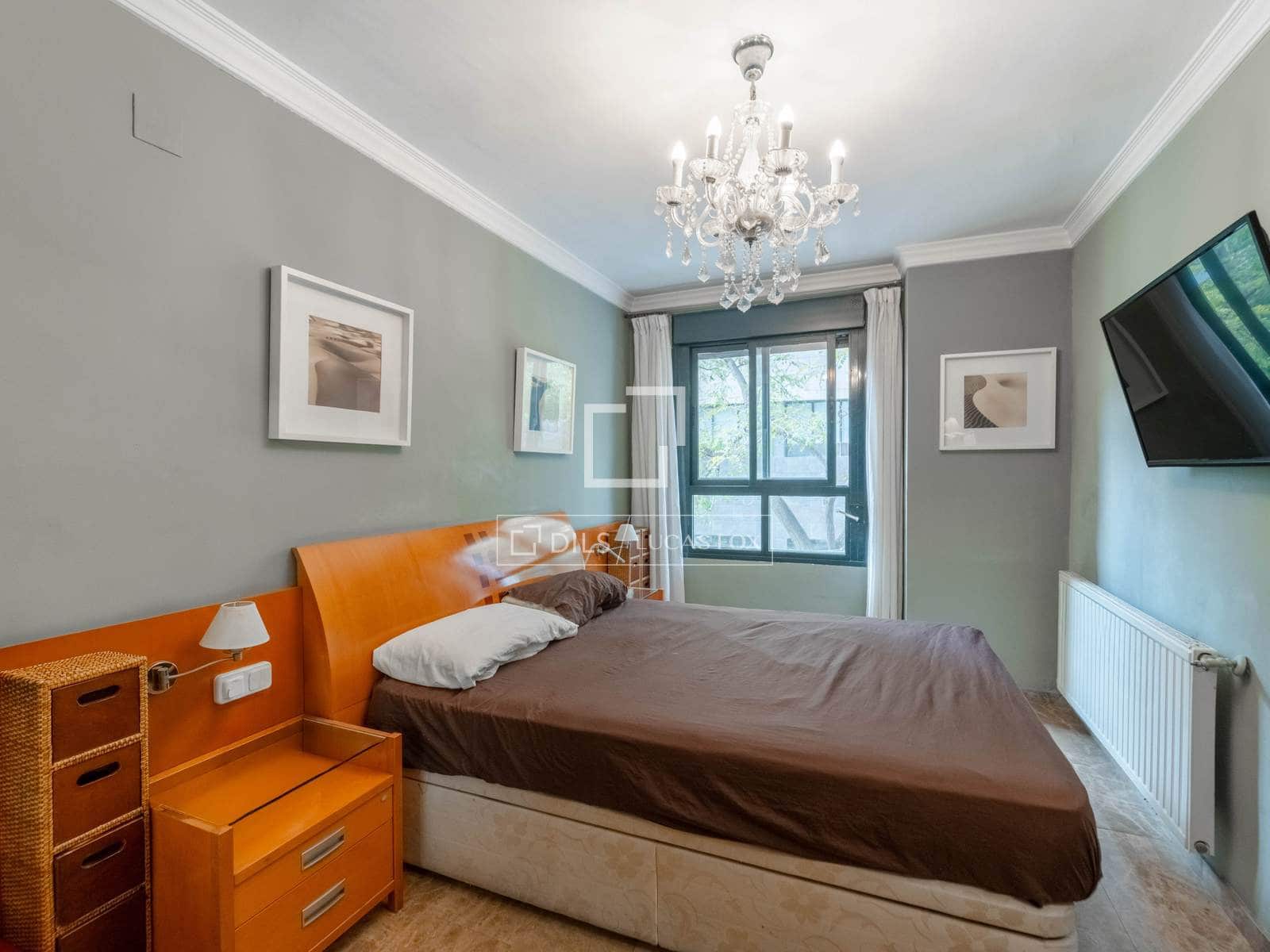 Apartamento de 3 habitaciones en València ciudad en venta con piscina garaje - 620.000 € (Ref: 10185916)