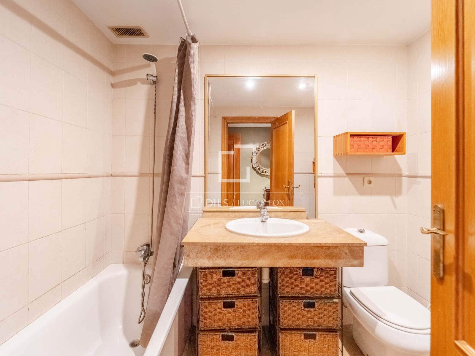 Apartamento de 3 habitaciones en València ciudad en venta con piscina garaje - 620.000 € (Ref: 10185916)