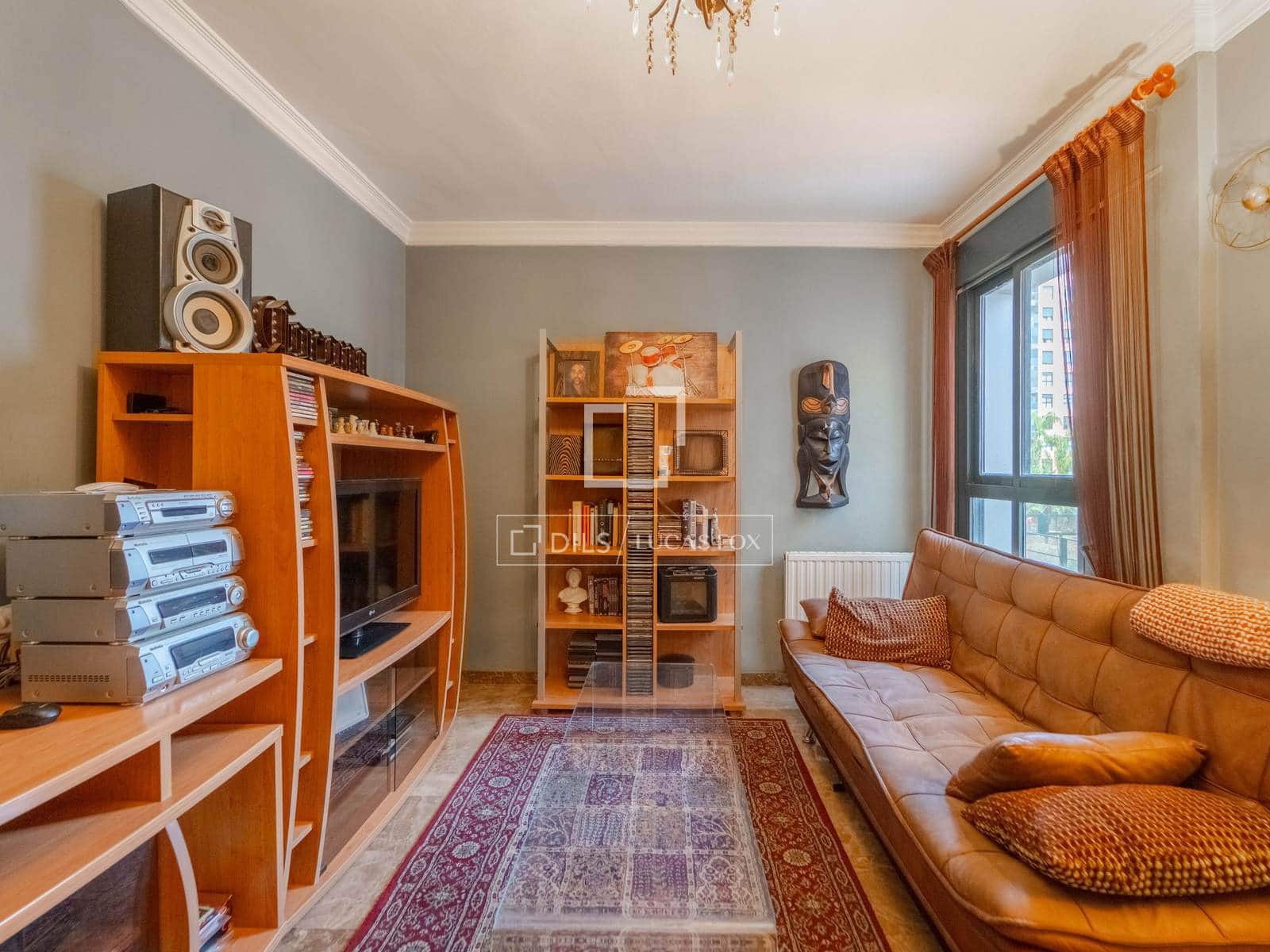 Apartamento de 3 habitaciones en València ciudad en venta con piscina garaje - 620.000 € (Ref: 10185916)