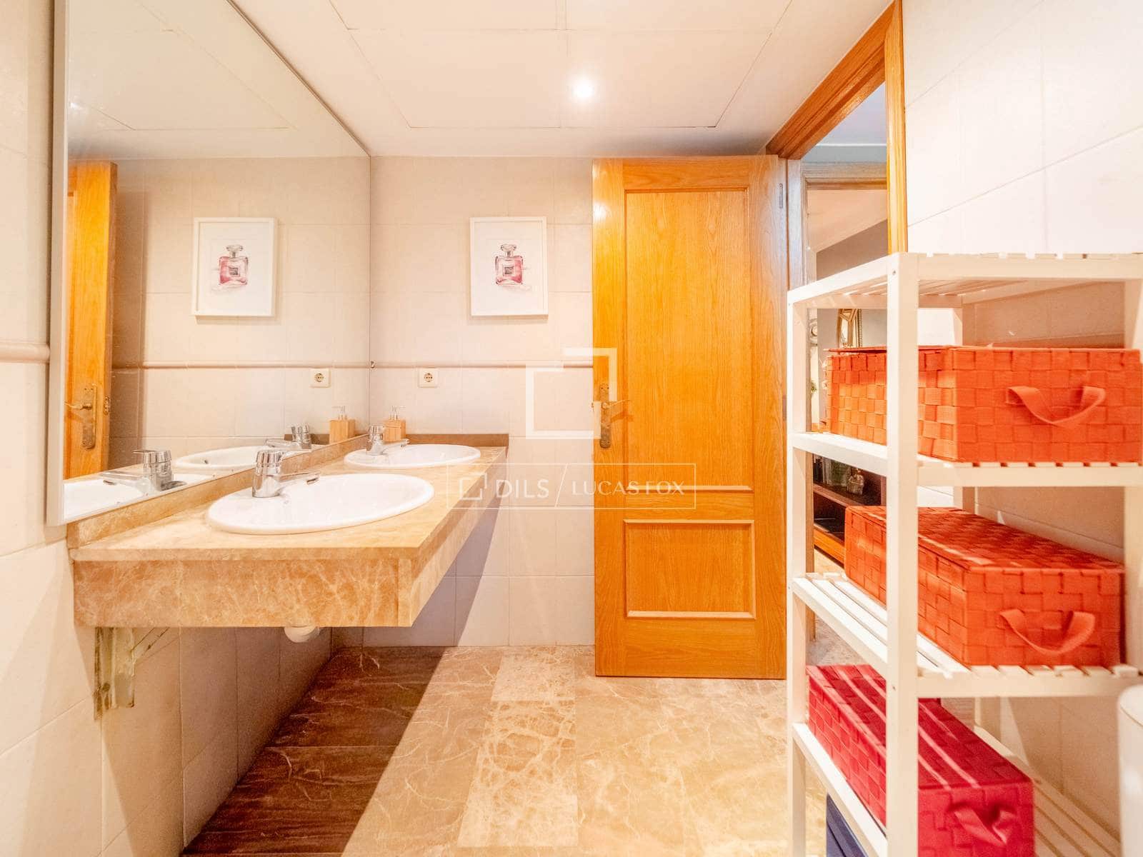 Apartamento de 3 habitaciones en València ciudad en venta con piscina garaje - 620.000 € (Ref: 10185916)