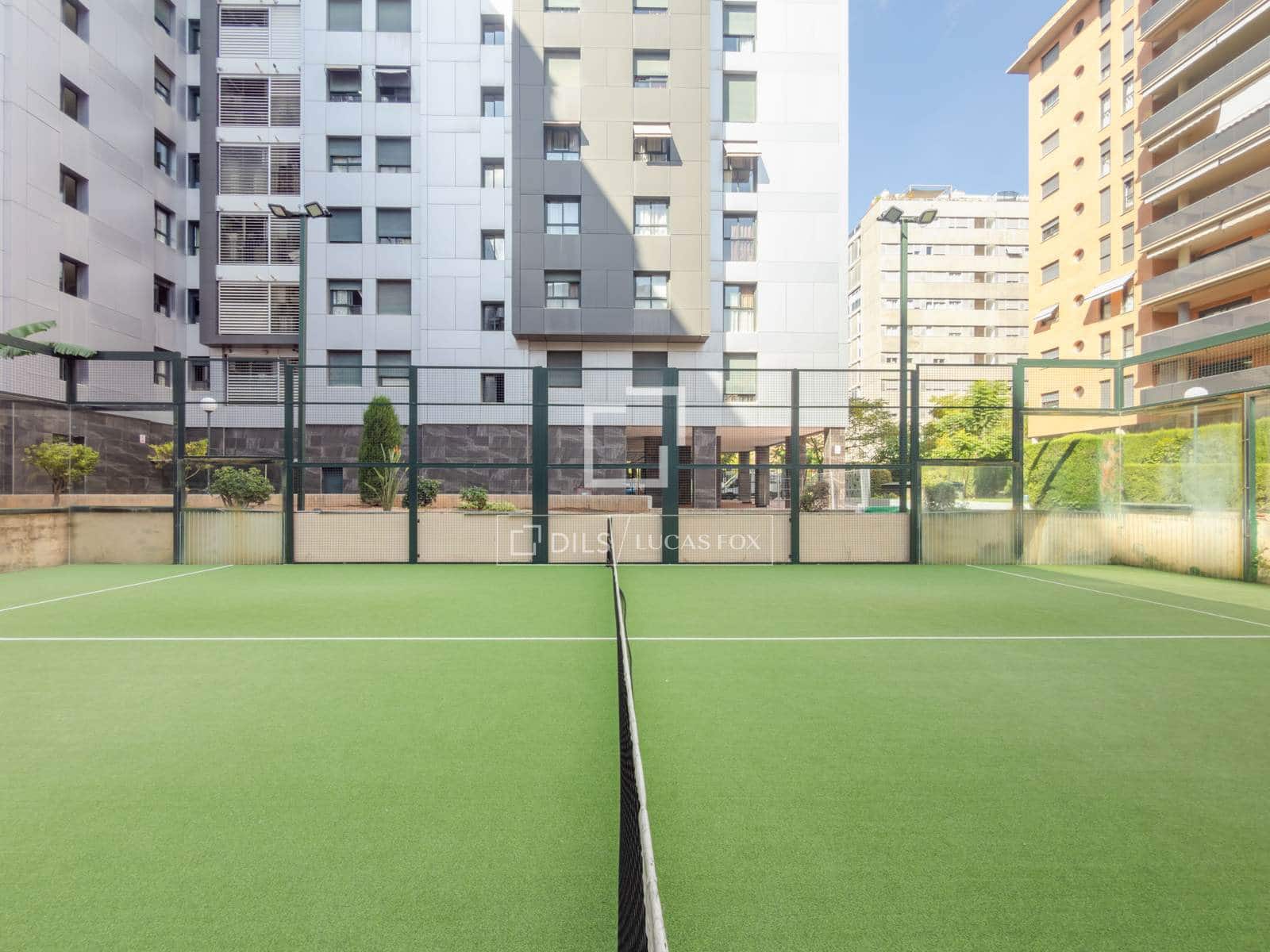 Apartamento de 3 habitaciones en València ciudad en venta con piscina garaje - 620.000 € (Ref: 10185916)