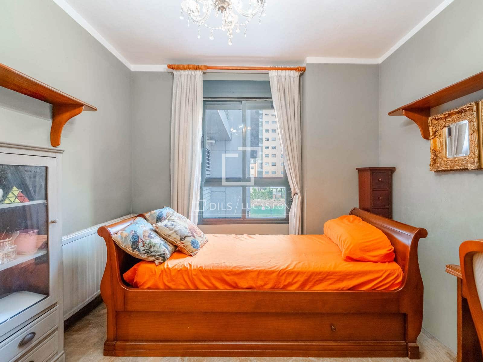 Apartamento de 3 habitaciones en València ciudad en venta con piscina garaje - 620.000 € (Ref: 10185916)