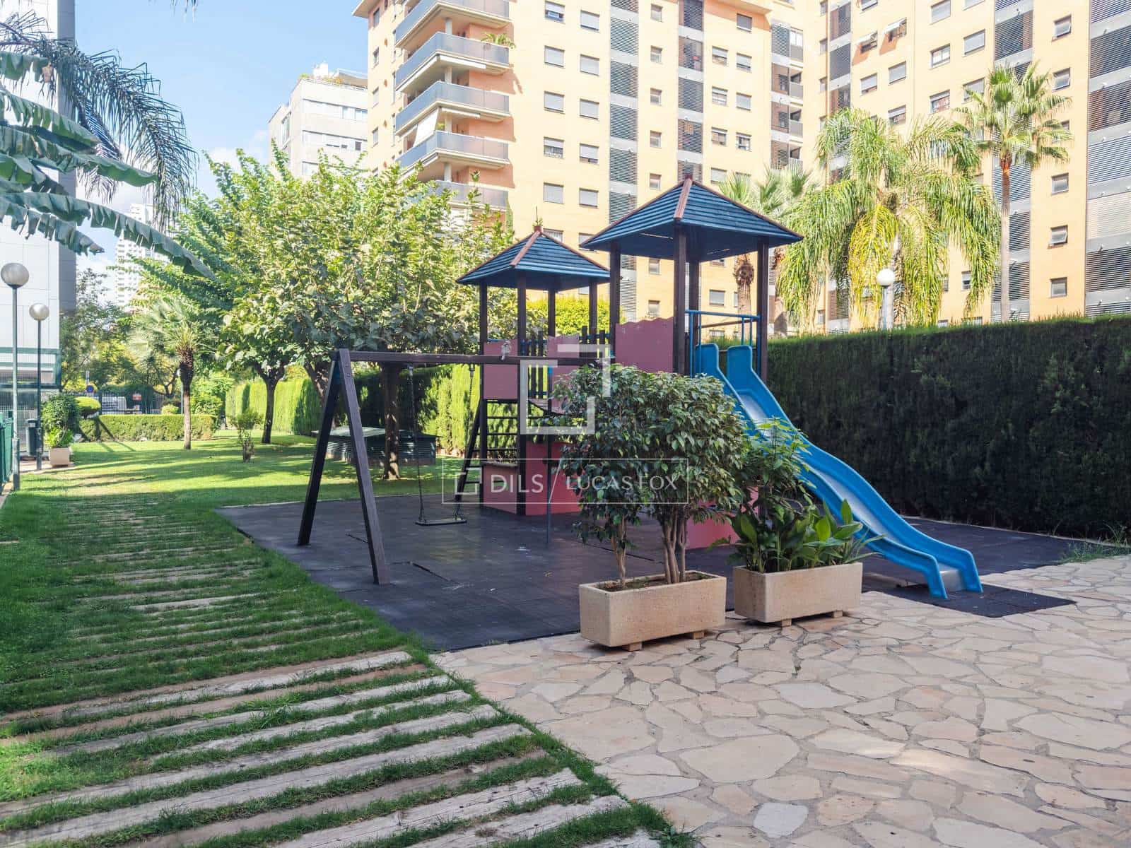 Apartamento de 3 habitaciones en València ciudad en venta con piscina garaje - 620.000 € (Ref: 10185916)