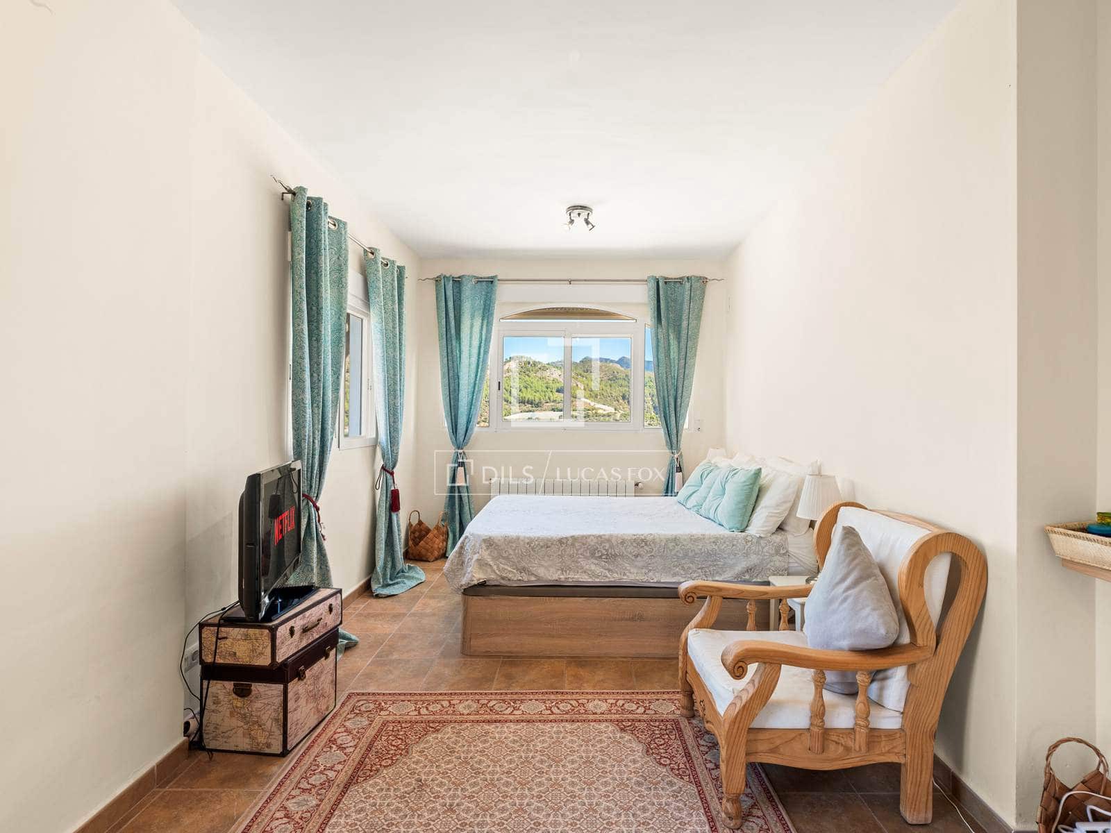 Chalet de 4 habitaciones en Bolulla en venta con piscina garaje - 570.000 € (Ref: 10186209)