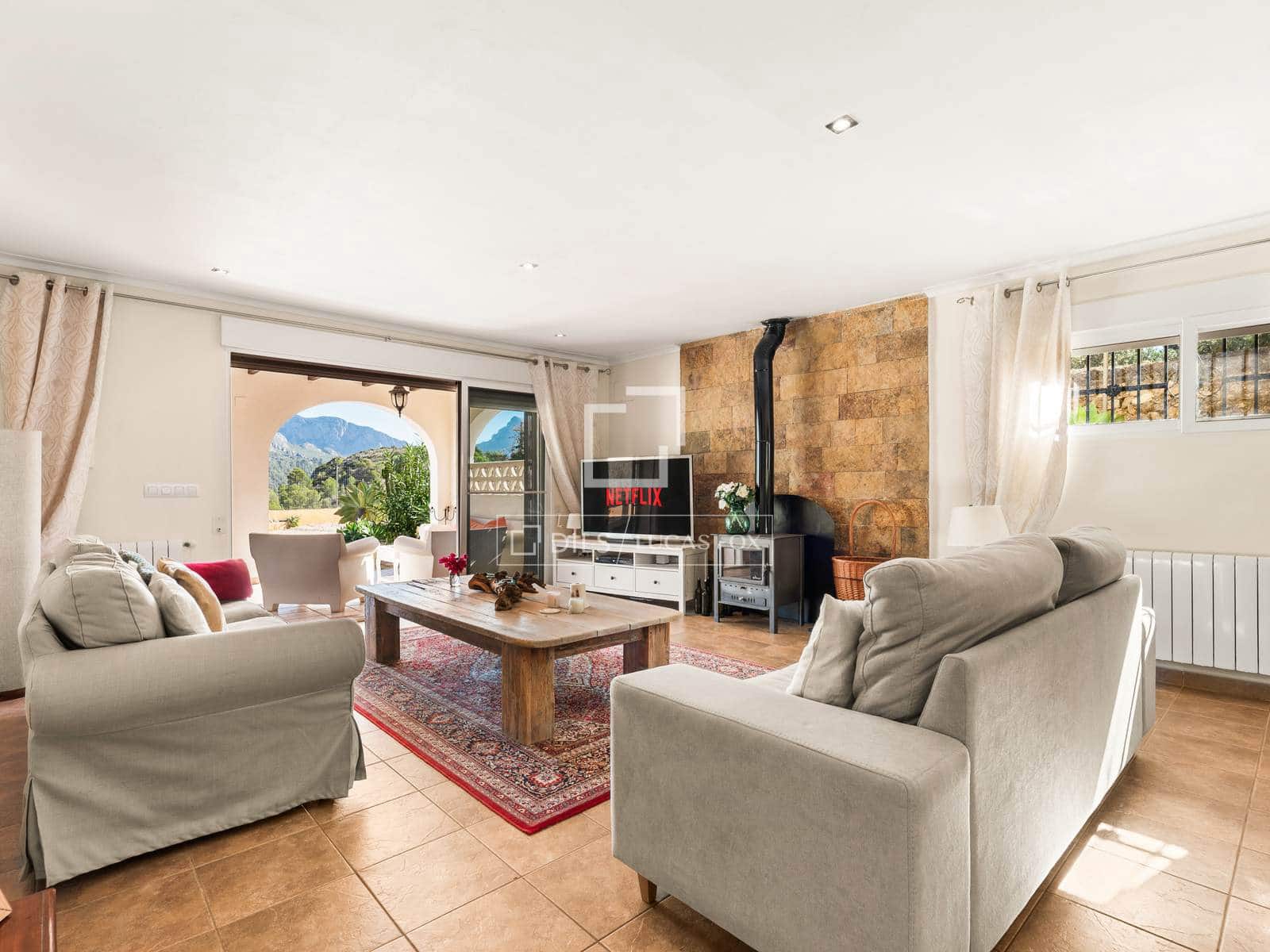 Chalet de 4 habitaciones en Bolulla en venta con piscina garaje - 570.000 € (Ref: 10186209)
