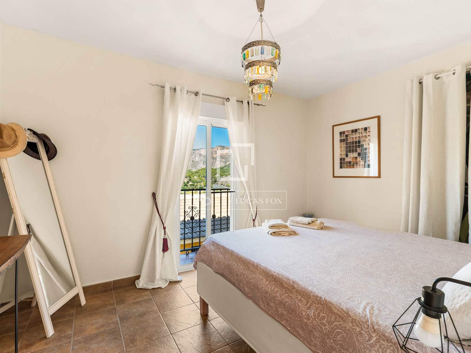Chalet de 4 habitaciones en Bolulla en venta con piscina garaje - 570.000 € (Ref: 10186209)