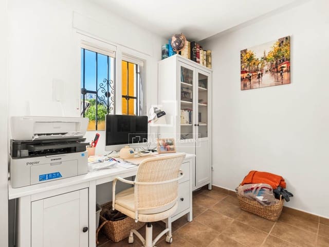 Chalet de 4 habitaciones en Bolulla en venta con piscina garaje - 570.000 € (Ref: 10186209)