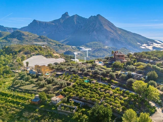 Chalet de 4 habitaciones en Bolulla en venta con piscina garaje - 570.000 € (Ref: 10186209)