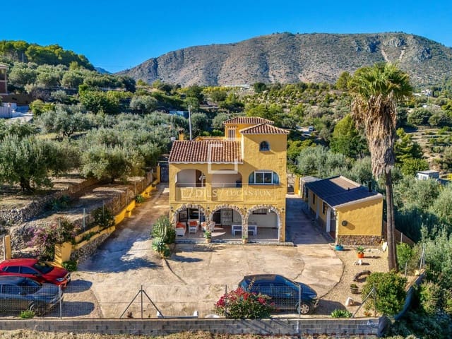 Chalet de 4 habitaciones en Bolulla en venta con piscina garaje - 570.000 € (Ref: 10186209)