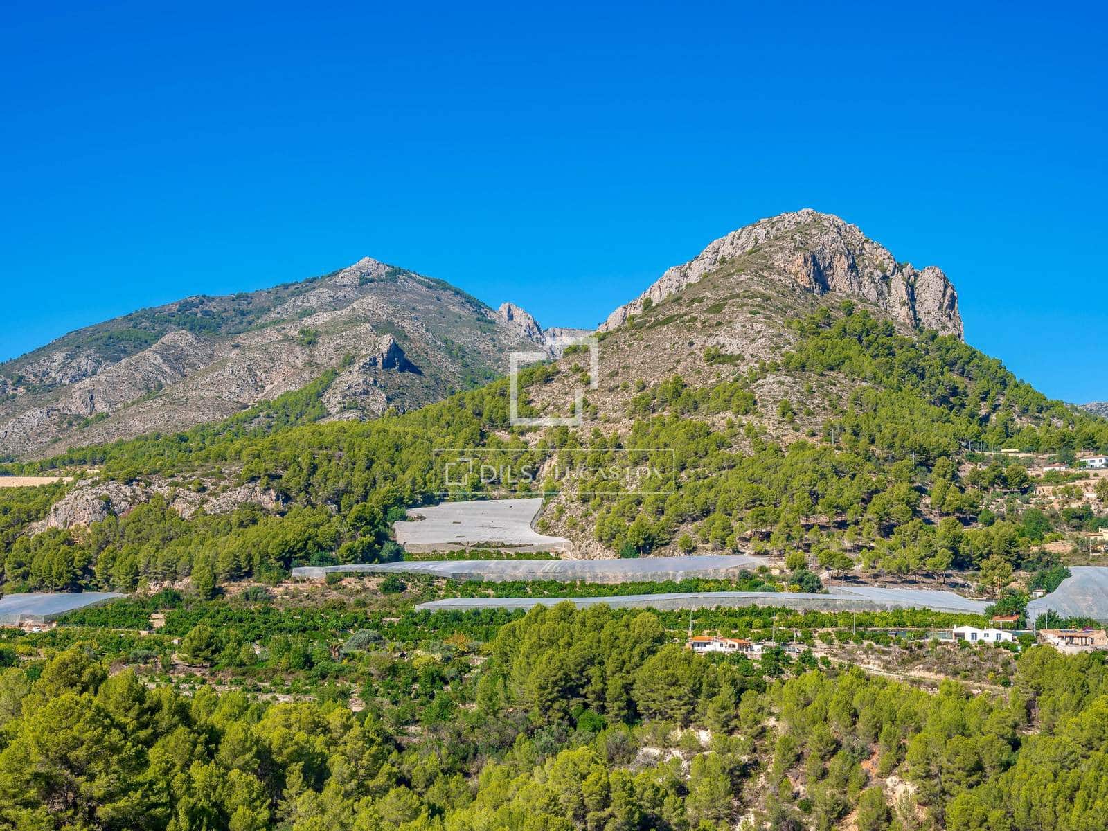 Chalet de 4 habitaciones en Bolulla en venta con piscina garaje - 570.000 € (Ref: 10186209)