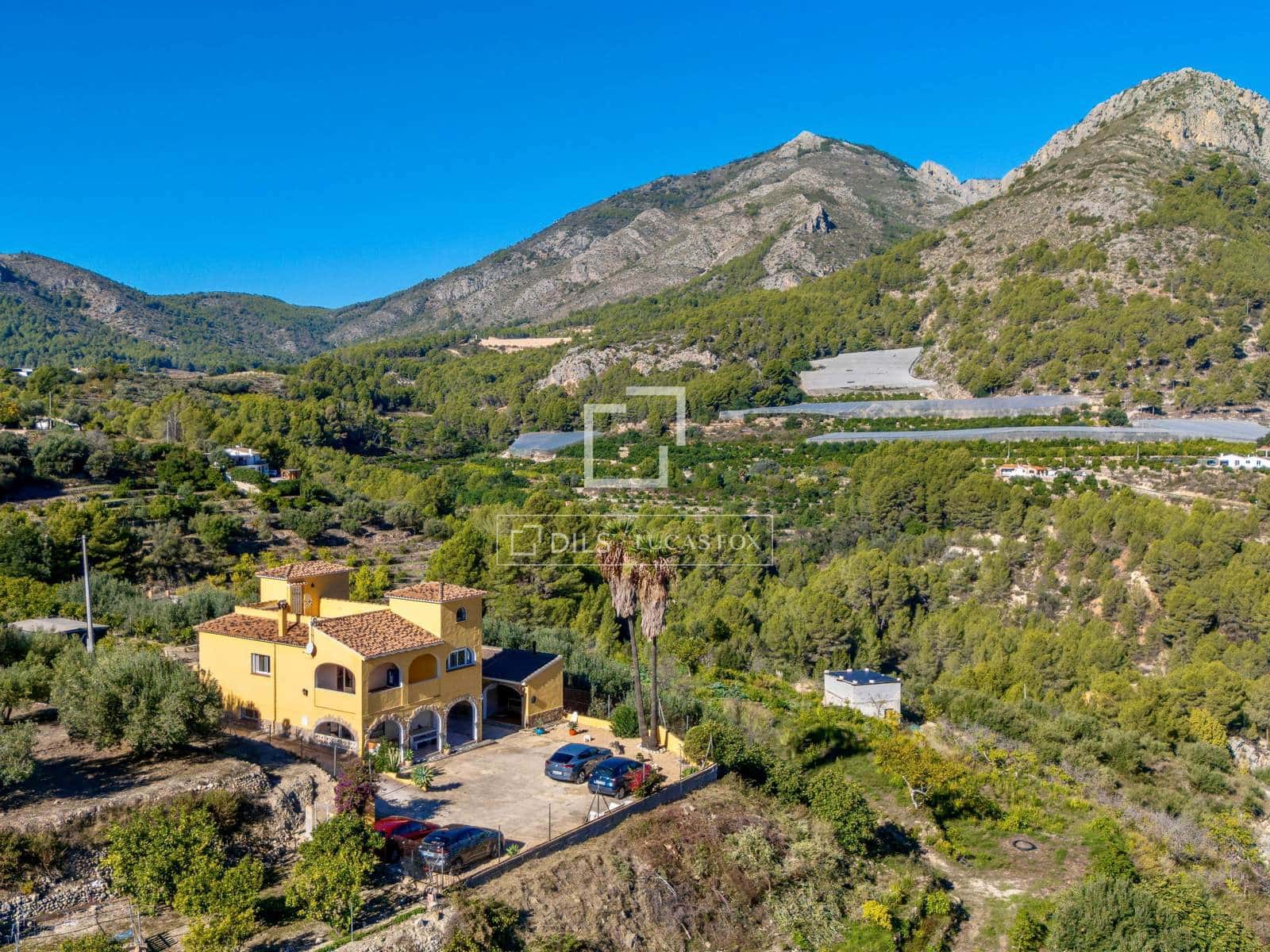 Chalet de 4 habitaciones en Bolulla en venta con piscina garaje - 570.000 € (Ref: 10186209)