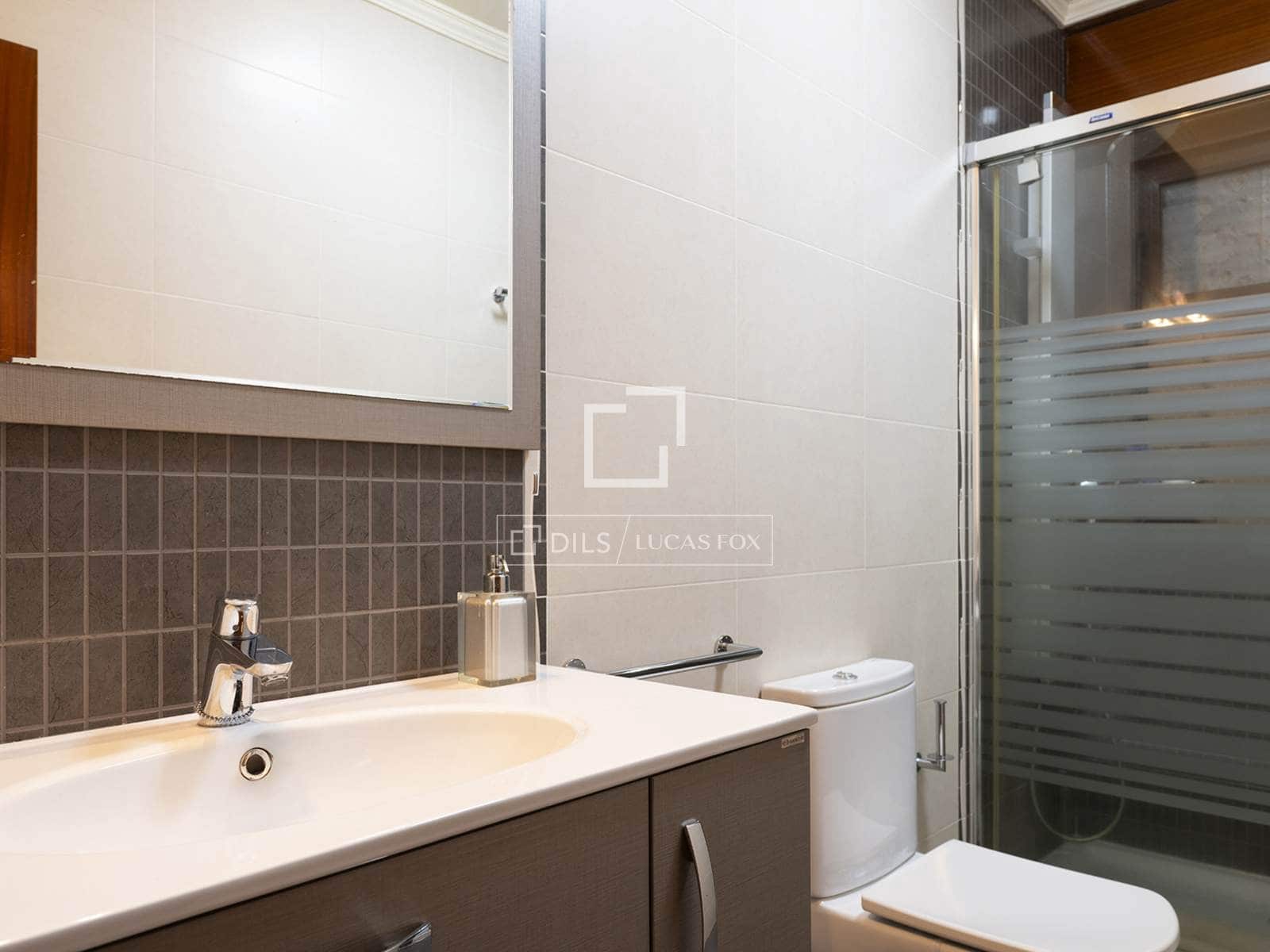 6 chambre Villa/Maison à vendre à Cangas avec garage - 780 000 € (Ref: 10186210)