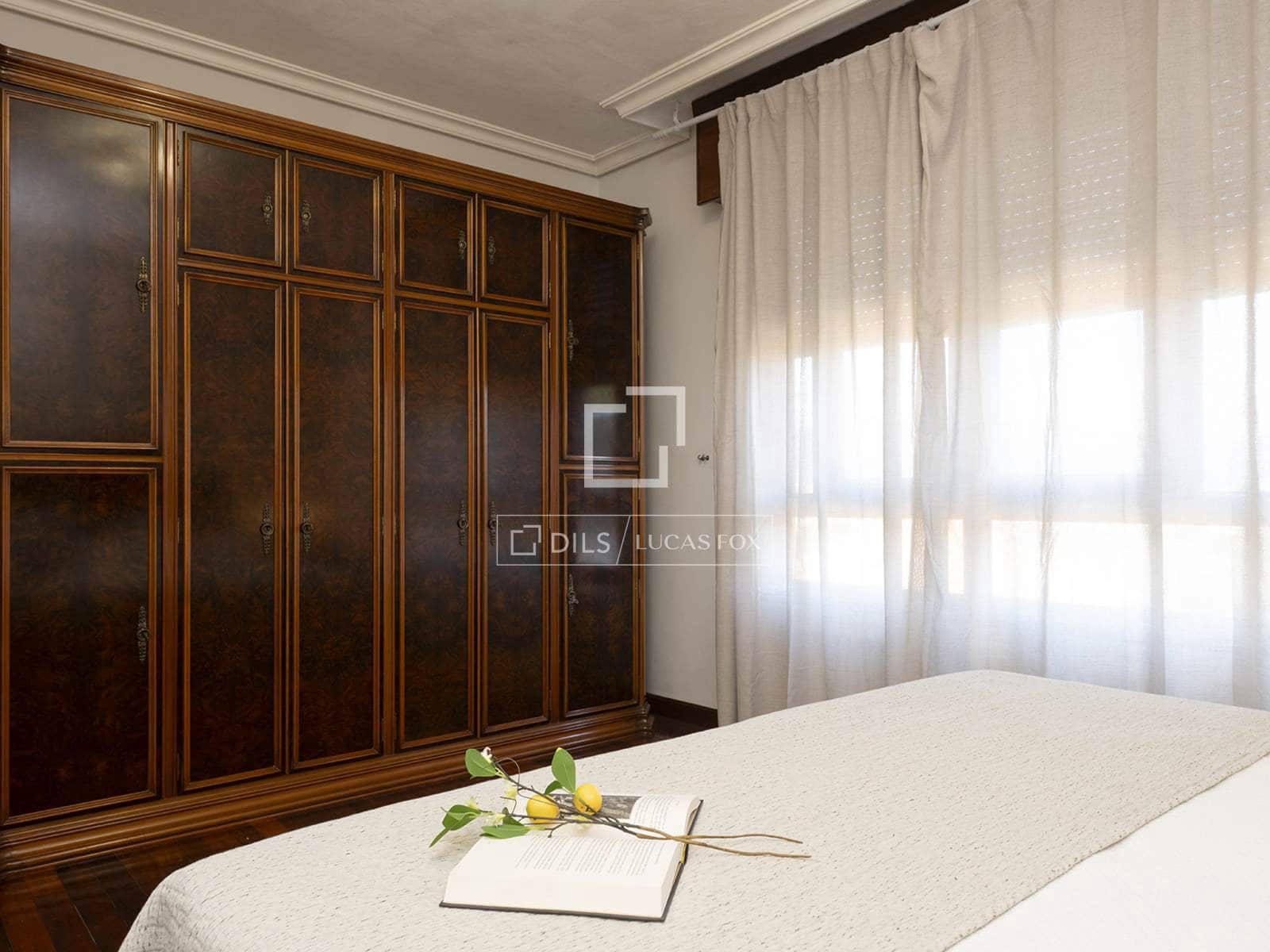 6 chambre Villa/Maison à vendre à Cangas avec garage - 780 000 € (Ref: 10186210)