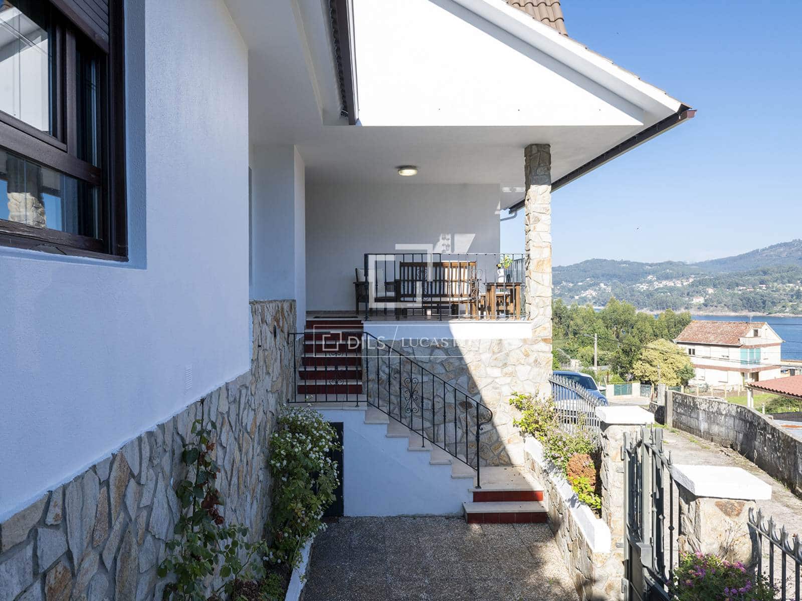 6 chambre Villa/Maison à vendre à Cangas avec garage - 780 000 € (Ref: 10186210)