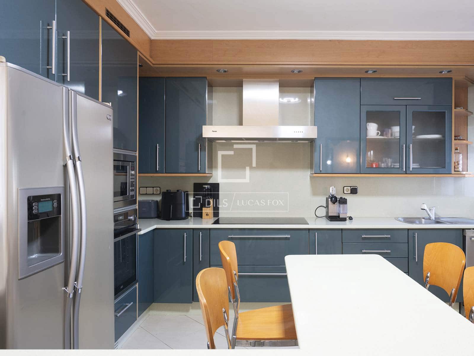 6 chambre Villa/Maison à vendre à Cangas avec garage - 780 000 € (Ref: 10186210)