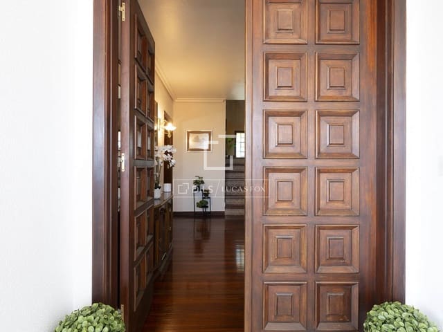 6 chambre Villa/Maison à vendre à Cangas avec garage - 780 000 € (Ref: 10186210)