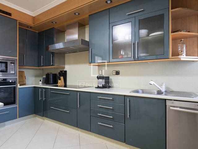 6 chambre Villa/Maison à vendre à Cangas avec garage - 780 000 € (Ref: 10186210)