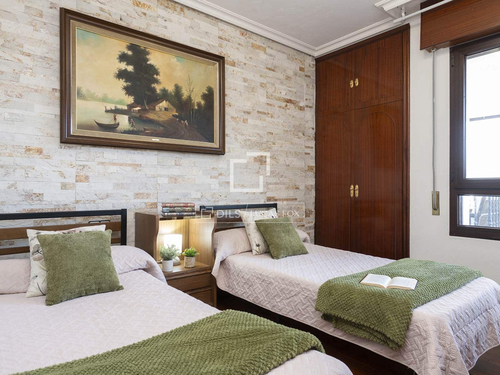 6 chambre Villa/Maison à vendre à Cangas avec garage - 780 000 € (Ref: 10186210)