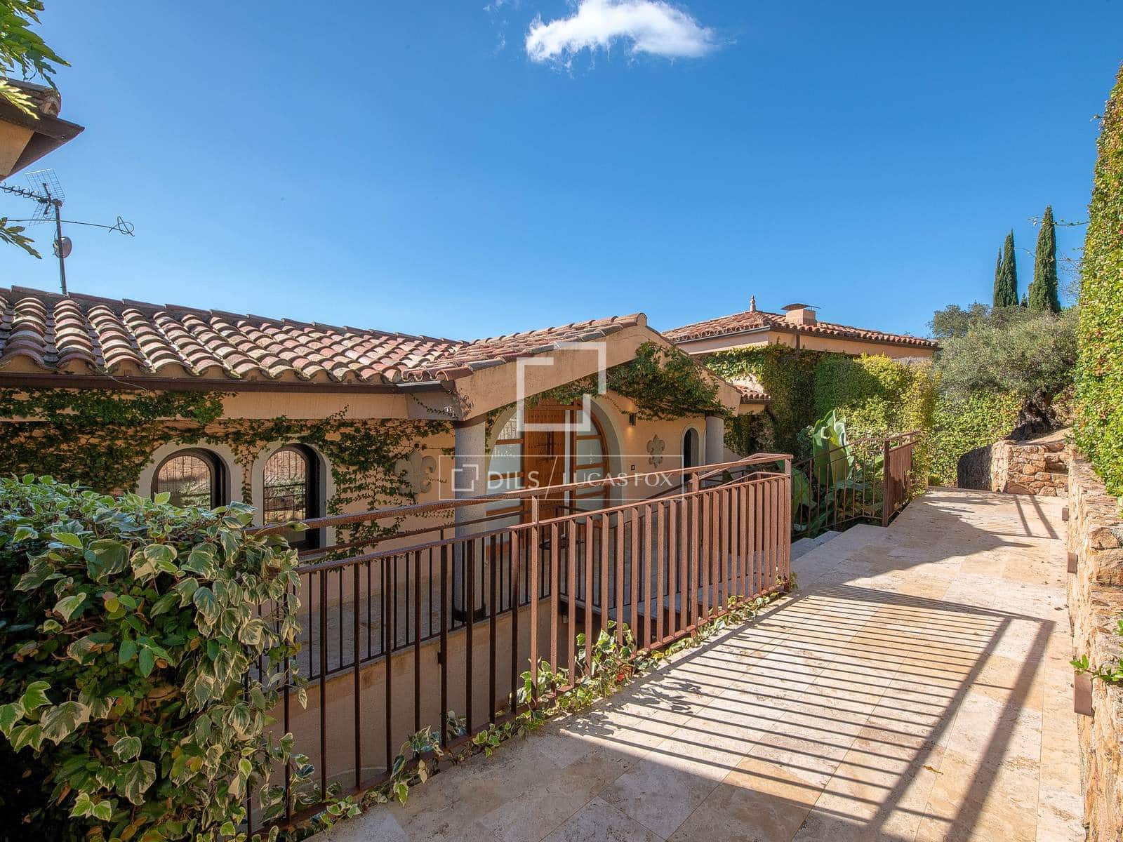 6 soverom Villa til salgs i Platja d'Aro med svømmebasseng garasje - € 2 795 000 (Ref: 10186212)
