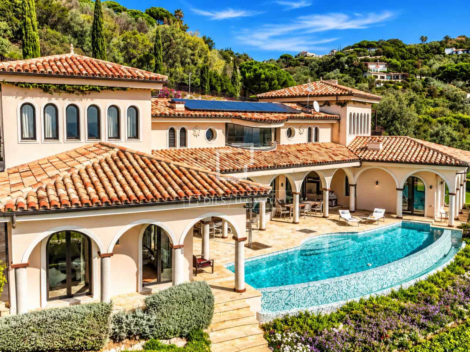 6 soverom Villa til salgs i Platja d'Aro med svømmebasseng garasje - € 2 795 000 (Ref: 10186212)