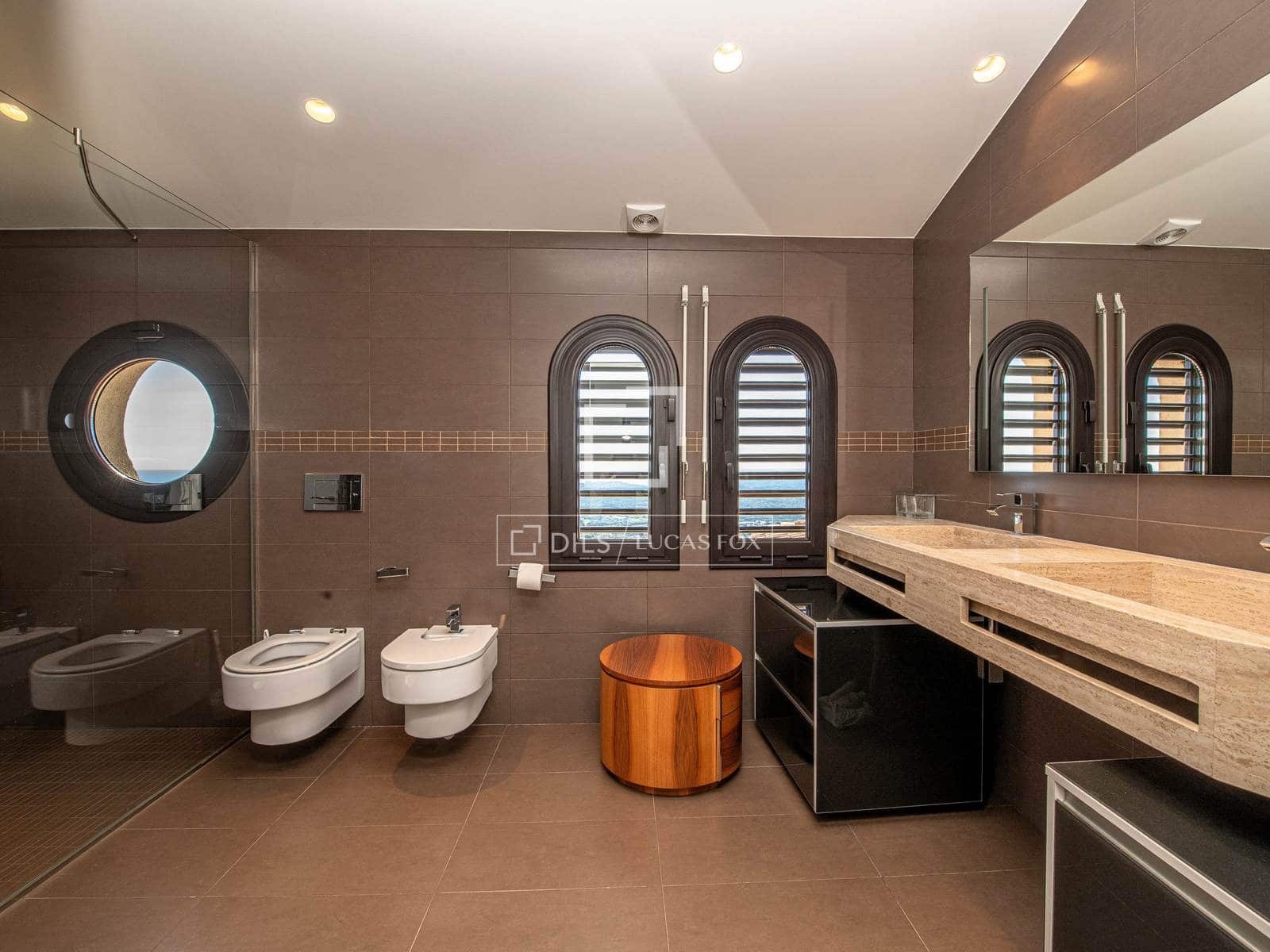 6 soverom Villa til salgs i Platja d'Aro med svømmebasseng garasje - € 2 795 000 (Ref: 10186212)