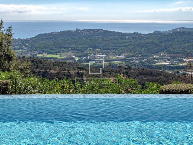 6 soverom Villa til salgs i Platja d'Aro, Castell-Platja d'Aro med svømmebasseng garasje - € 2 795 000 (Ref: 10186212)