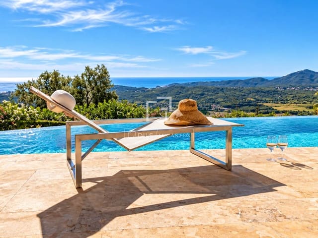 6 soverom Villa til salgs i Platja d'Aro, Castell-Platja d'Aro med svømmebasseng garasje - € 2 795 000 (Ref: 10186212)