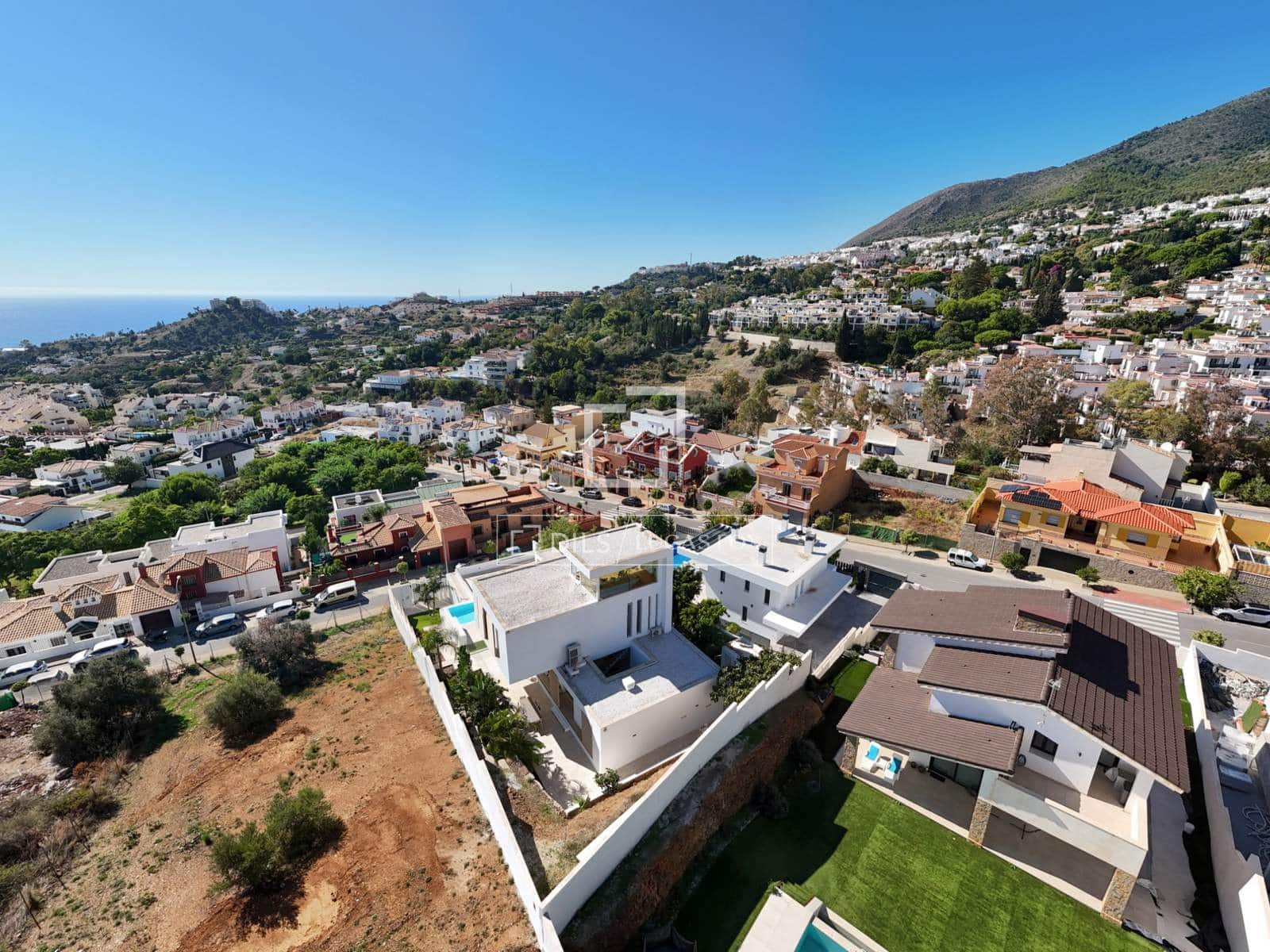 6 slaapkamer Villa te koop in Benalmadena met zwembad garage - € 2.495.000 (Ref: 10186259)