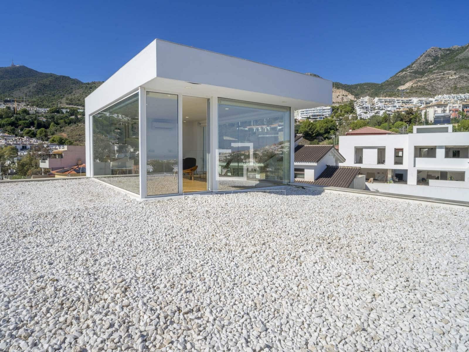 6 slaapkamer Villa te koop in Benalmadena met zwembad garage - € 2.495.000 (Ref: 10186259)