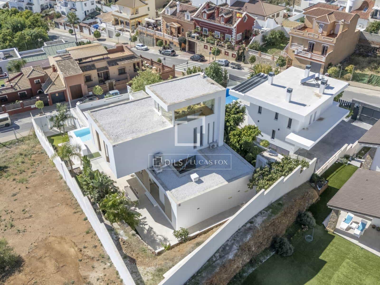 6 slaapkamer Villa te koop in Benalmadena met zwembad garage - € 2.495.000 (Ref: 10186259)