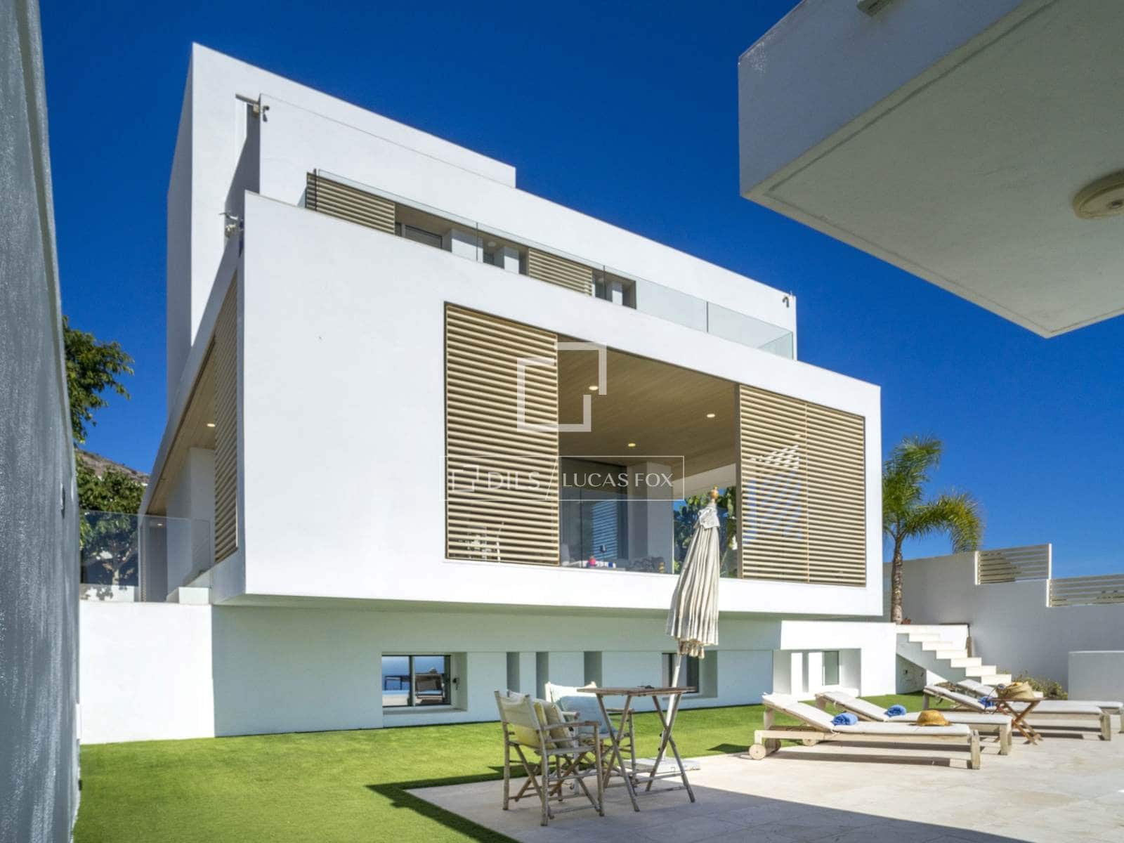 6 slaapkamer Villa te koop in Benalmadena met zwembad garage - € 2.495.000 (Ref: 10186259)