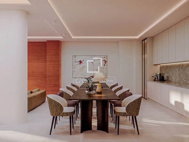 3 makuuhuone Huoneisto myytävänä paikassa Los Monteros, Marbella mukana uima-altaan 
autotalli - 920 000 € (Ref: 10186262)