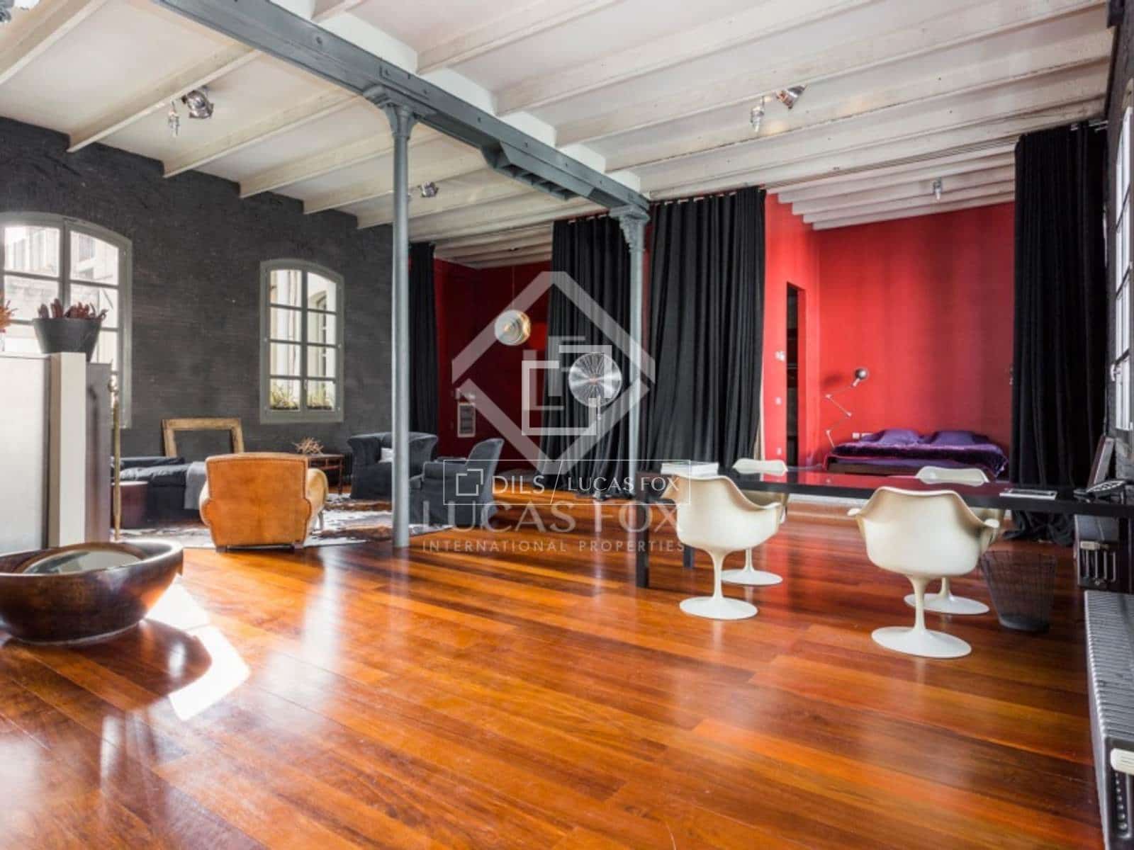 Appartement de 2 chambres à louer à Barcelone ville - 7 500 € (Ref: 2143081)