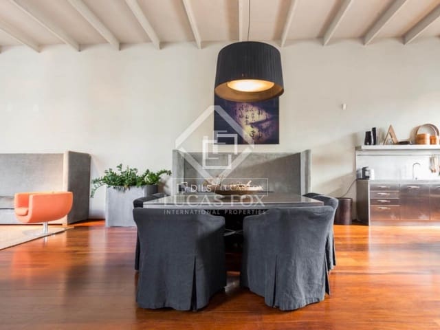 Appartement de 2 chambres à louer à Barcelone ville - 7 500 € (Ref: 2143081)