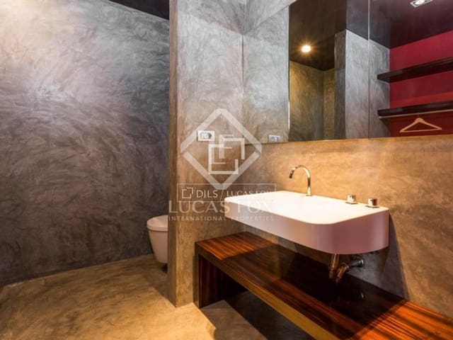 Appartement de 2 chambres à louer à Barcelone ville - 7 500 € (Ref: 2143081)