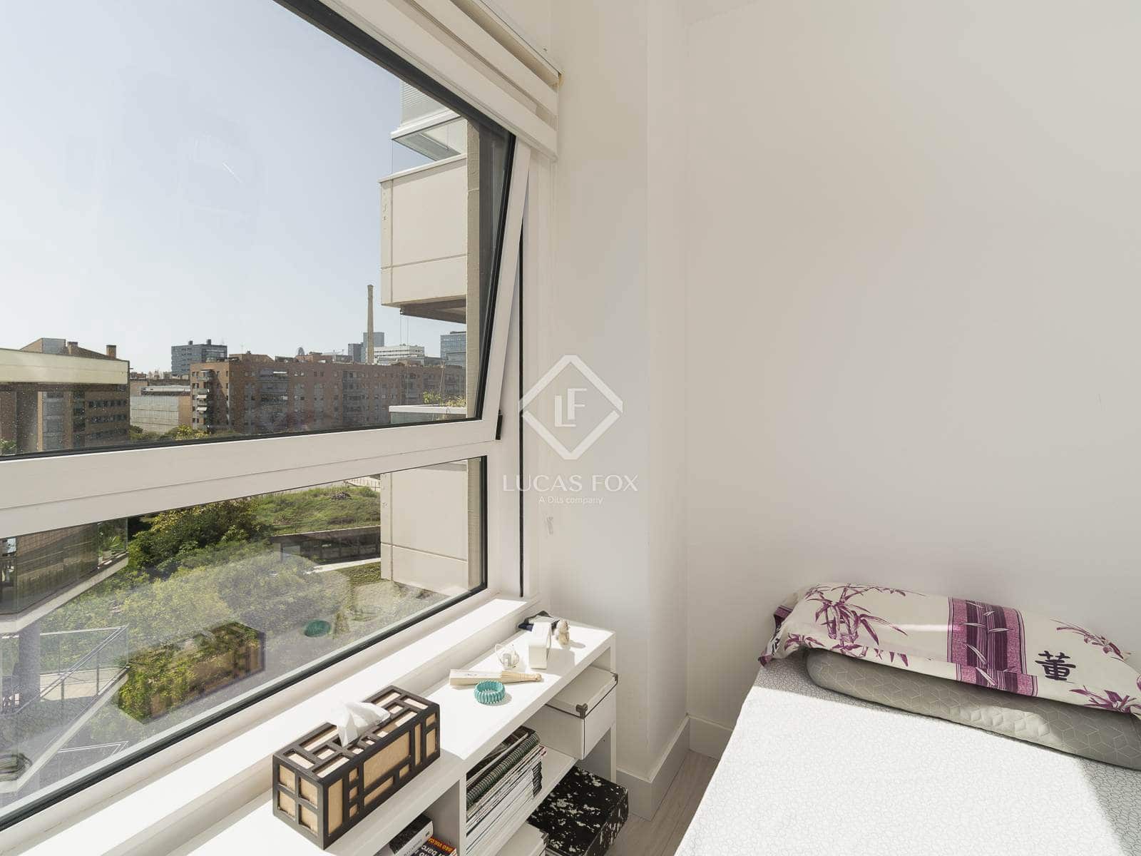 4 slaapkamer Appartement te koop in Barcelona stad met zwembad garage - € 1.300.000 (Ref: 2266640)