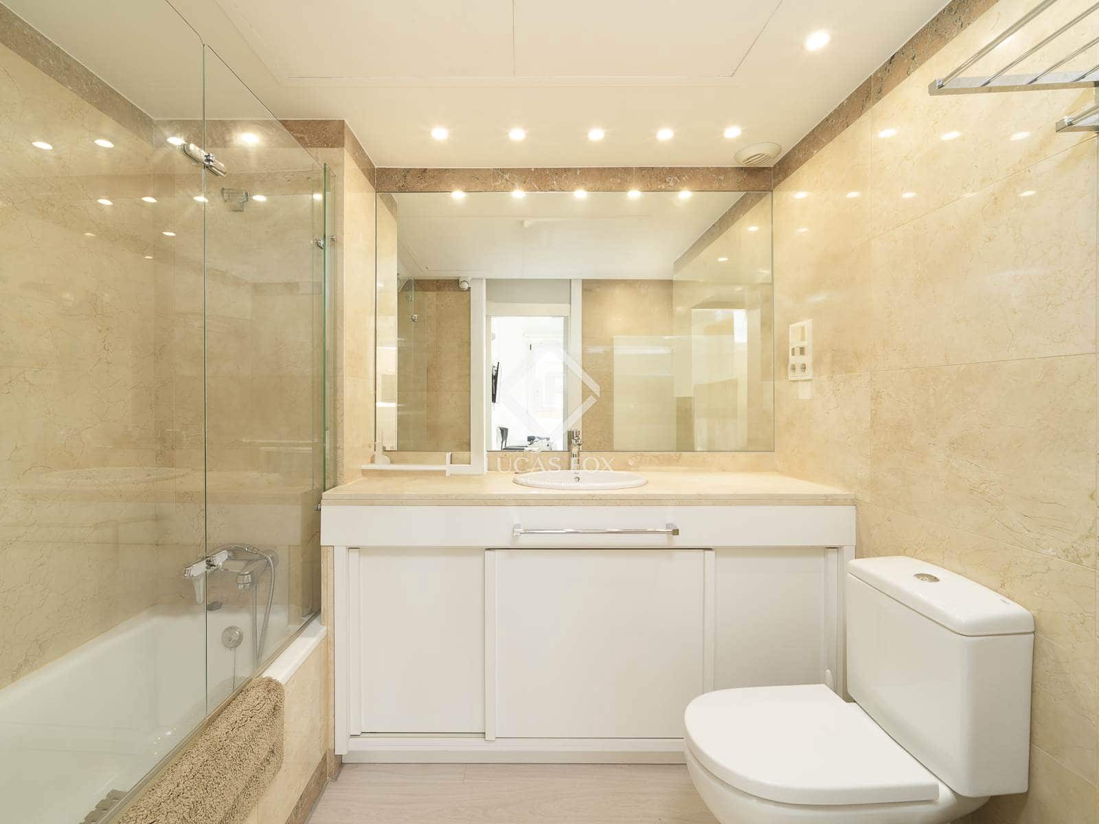 4 slaapkamer Appartement te koop in Barcelona stad met zwembad garage - € 1.300.000 (Ref: 2266640)