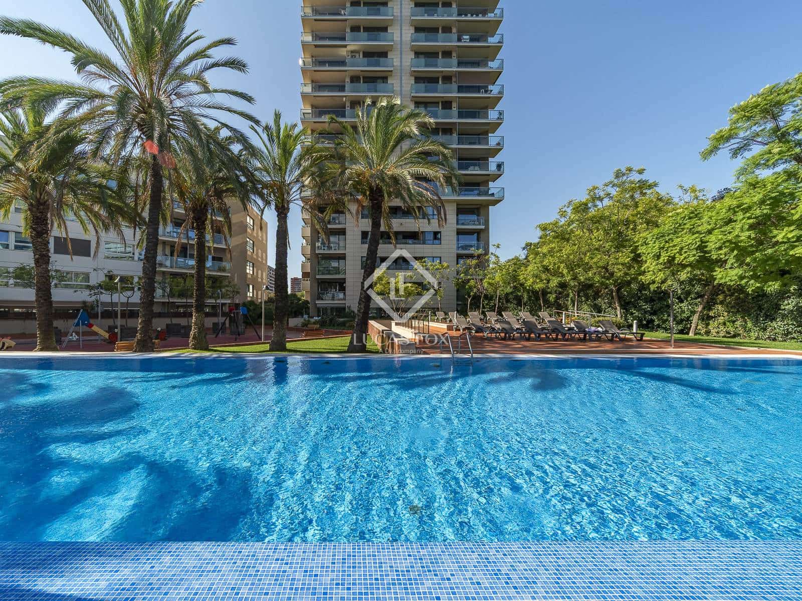 4 slaapkamer Appartement te koop in Barcelona stad met zwembad garage - € 1.300.000 (Ref: 2266640)